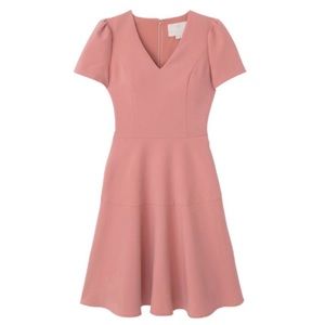 Gal Meets Glam Kate in Pink